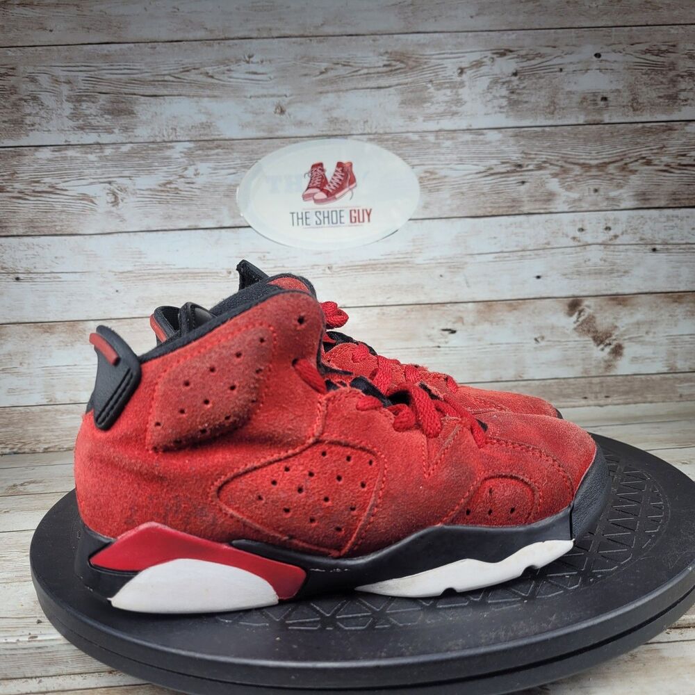 Nike Air Jordan 6 Retro Sneakers Toddler Size 11C Red Suede Toro Bravo Walking